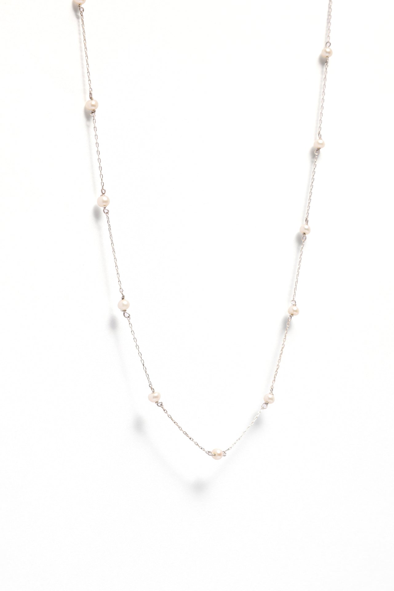 Freja Necklace - Freshwater Pearls