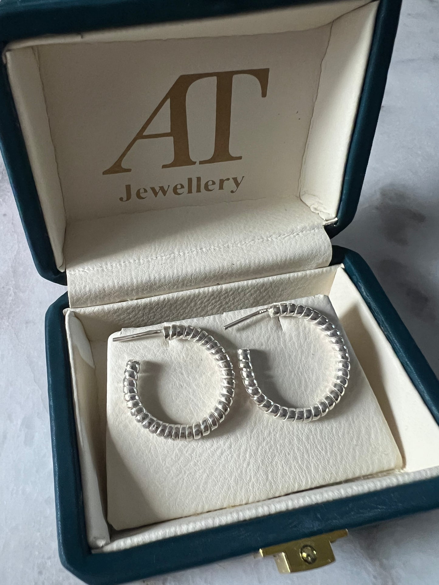 Aria Hoops